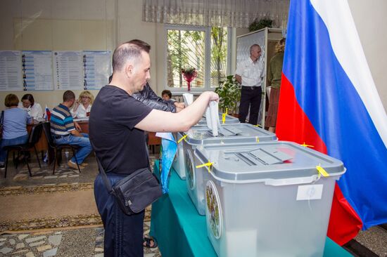 General election day abroad