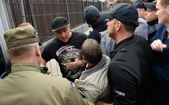 Nationalist rally outside Russian diplomatic missions in Ukraine