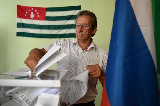 General election day abroad