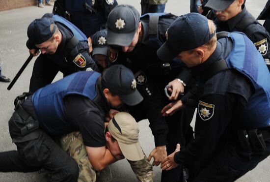 Nationalist rally outside Russian diplomatic missions in Ukraine