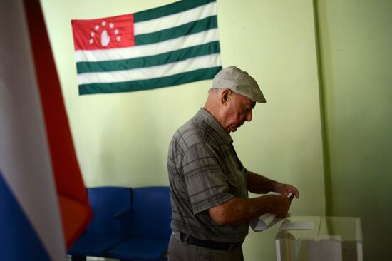 General election day abroad