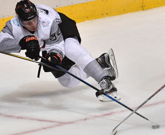 World Cup of Hockey. Finland vs. North America U23