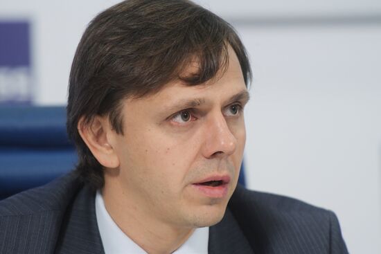 Press conference by Russian Communist Party leadership