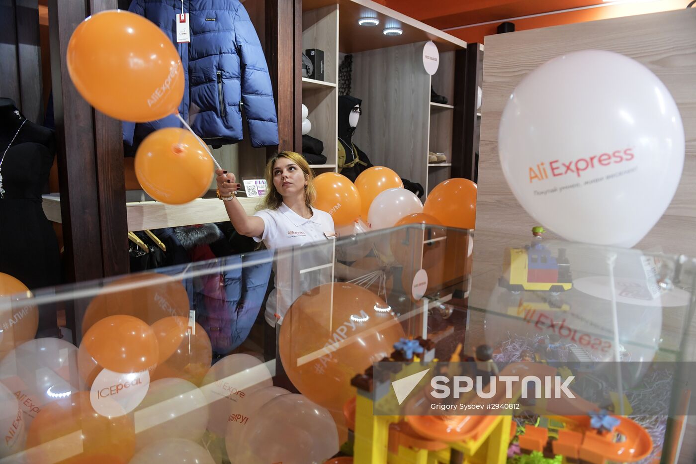 First AliExpress show-room opens in Moscow