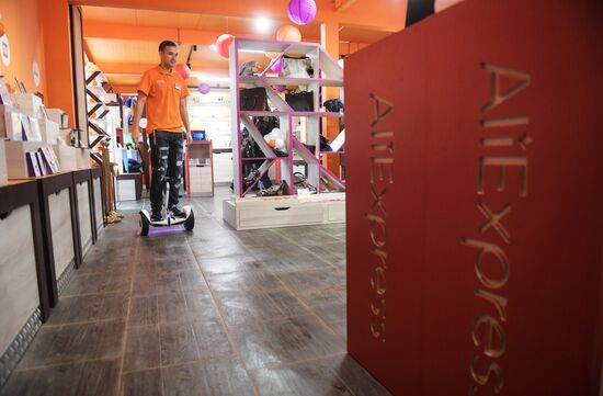 First AliExpress show-room opens in Moscow