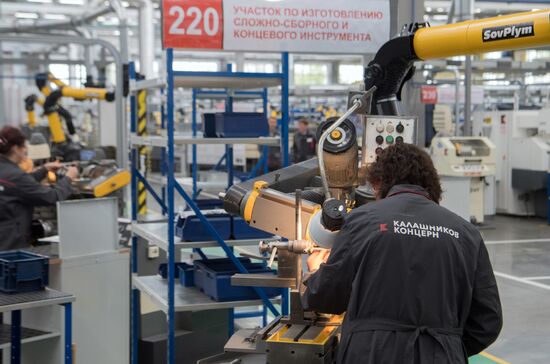 Russian President Vladimir Putin makes working trip to Izhevsk