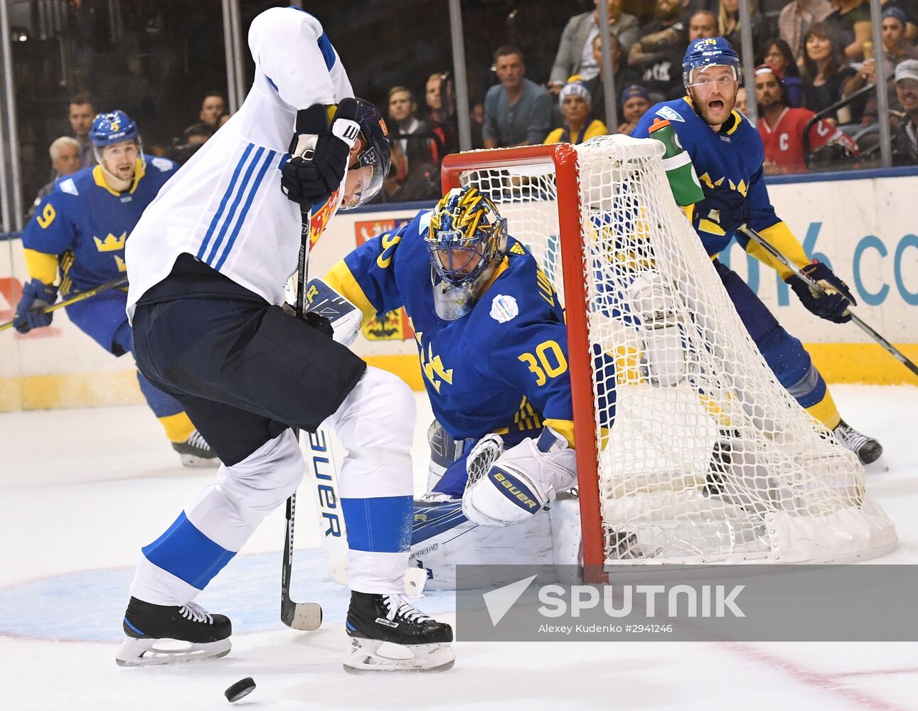 2016 World Cup of Hockey. Sweden vs. Finland