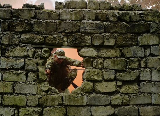 Southern Military District troops hold drills in North Caucasus