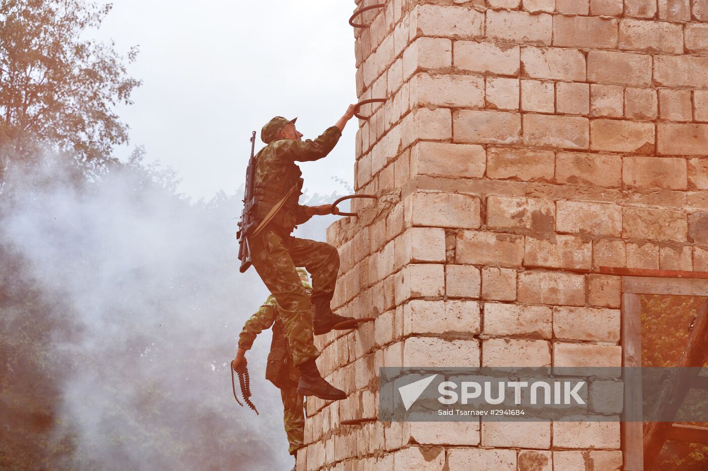 Southern Military District troops hold drills in North Caucasus