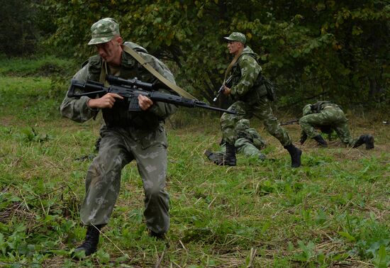 Southern Military District troops hold drills in North Caucasus