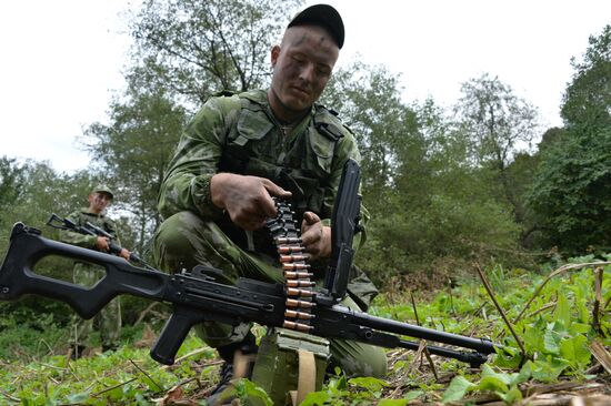 Southern Military District troops hold drills in North Caucasus
