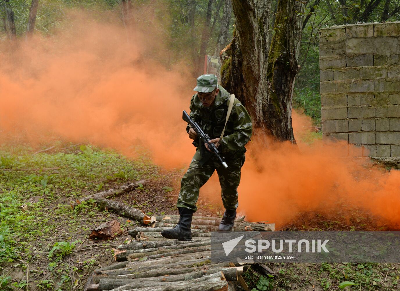 Southern Military District troops hold drills in North Caucasus