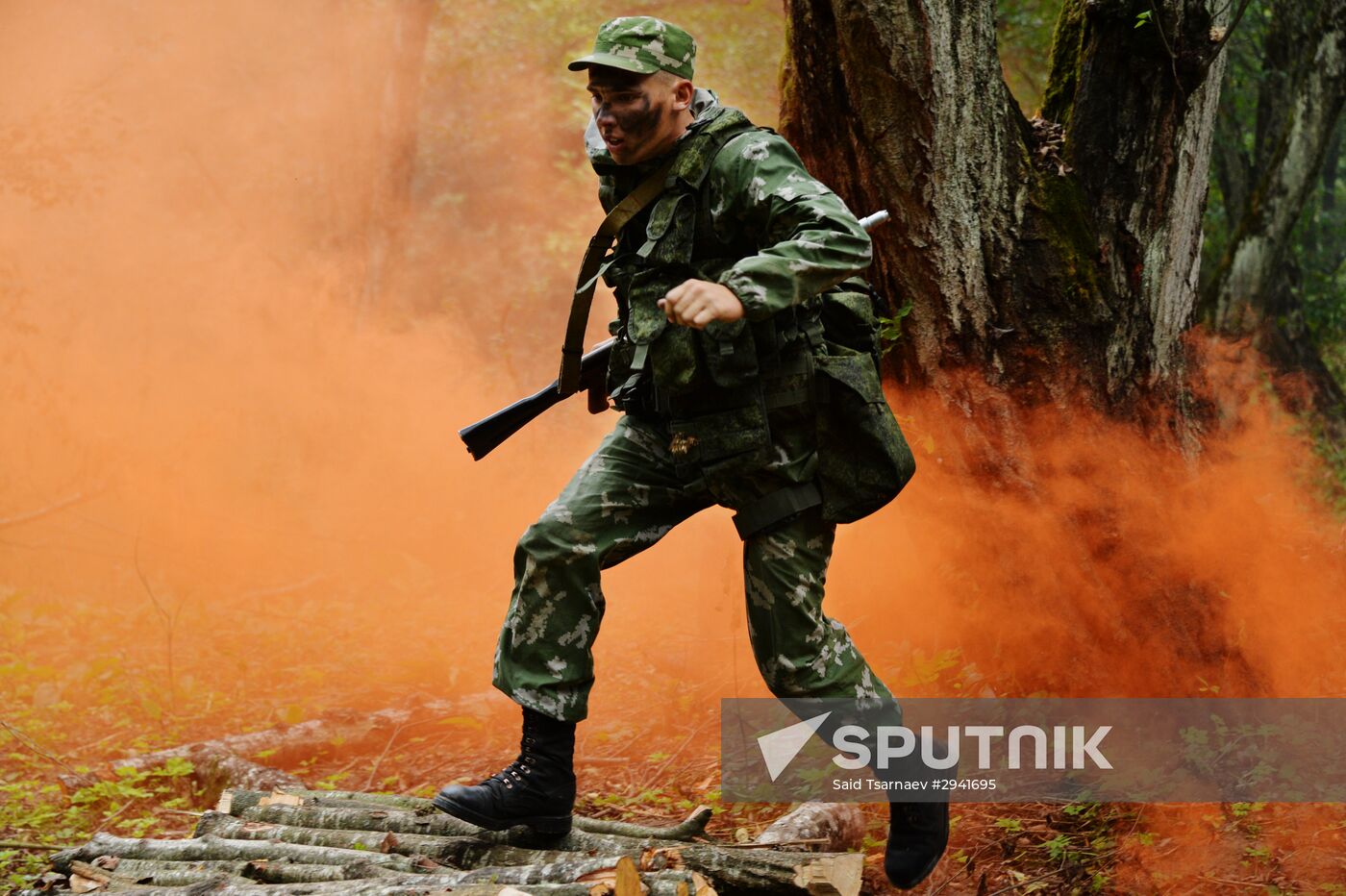 Southern Military District troops hold drills in North Caucasus