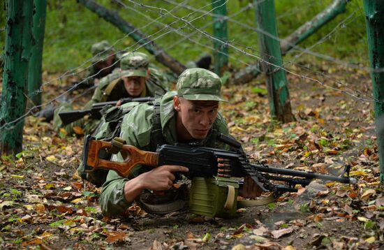 Southern Military District troops hold drills in North Caucasus