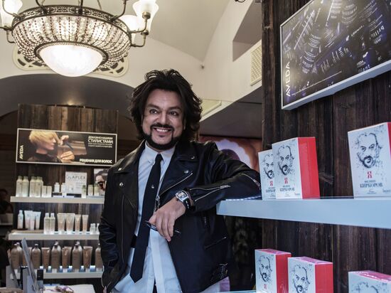 Filipp Kirkorov presents his perfume collection