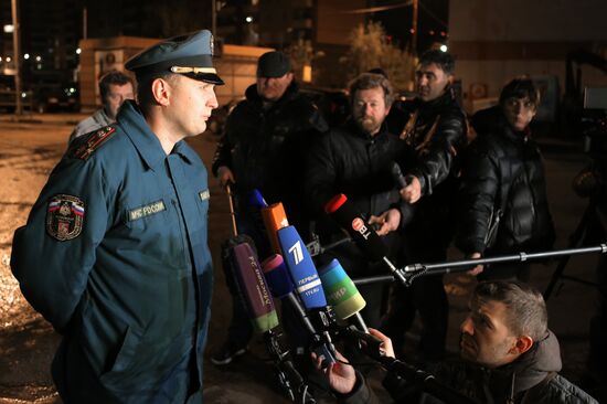 Russian emergency relief service's Mi-8 helicopter crashes in Moscow Region