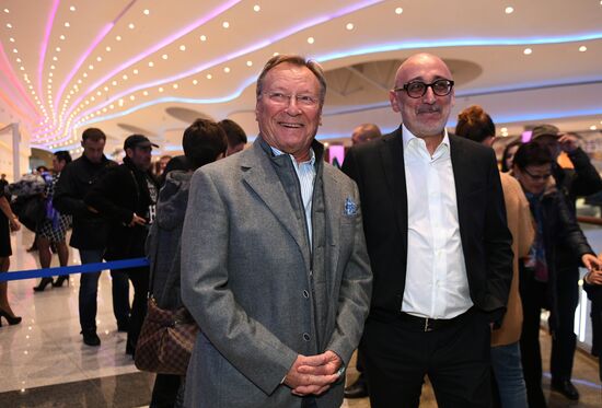 News conference and premiere of film "The Duelist"