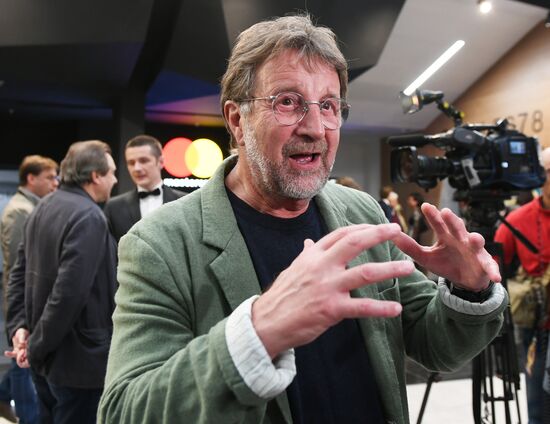 News conference and premiere of film "The Duelist"