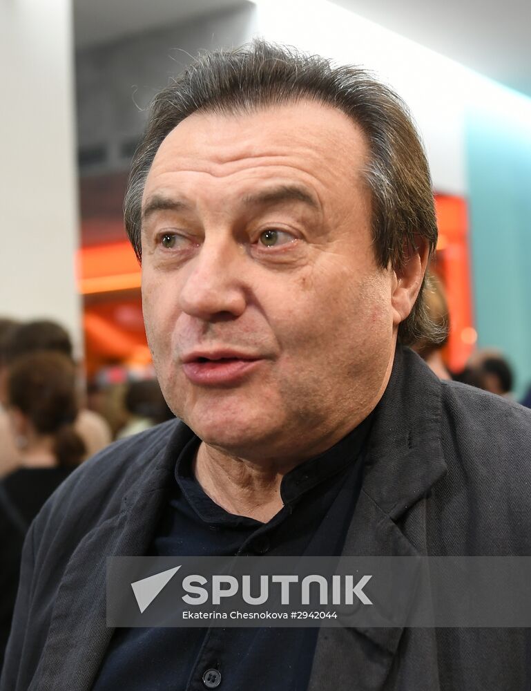 News conference and premiere of film "The Duelist"