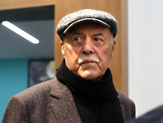 News conference and premiere of film "The Duelist"