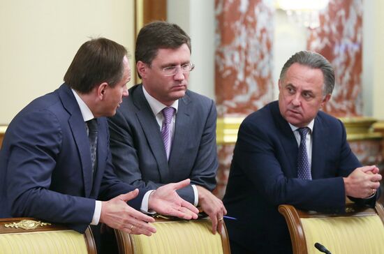 Russian Prime Minister Dmitry Medvedev chairs Government meeting