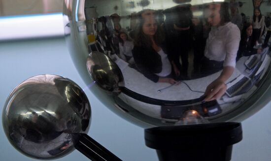 Engineering class at Moscow school