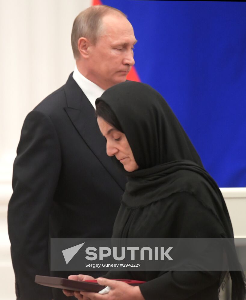 Ceremony of giving state decorations in Kremlin