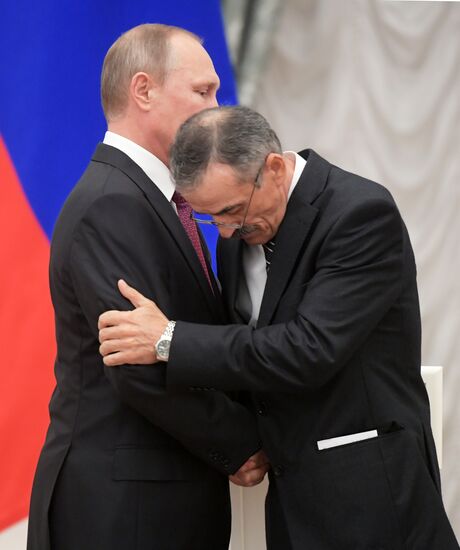 Ceremony of giving state decorations in Kremlin