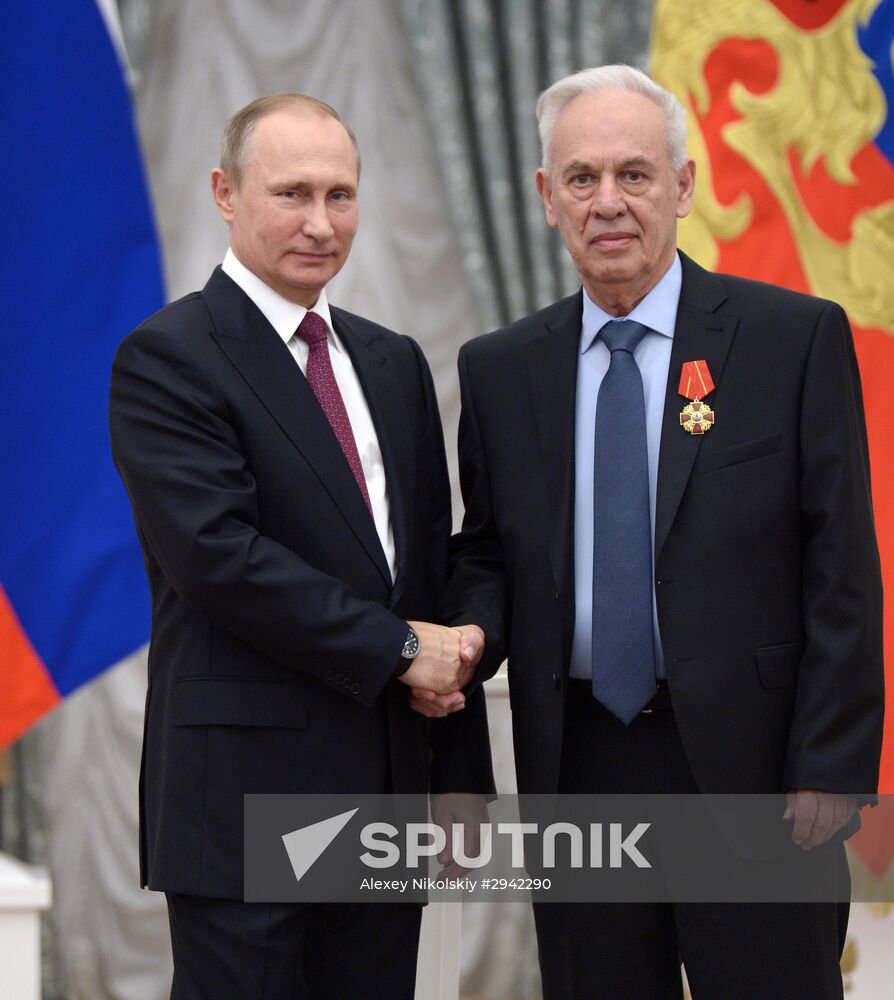 Ceremony of giving state decorations in Kremlin