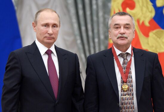 Ceremony of giving state decorations in Kremlin
