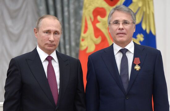 Ceremony of giving state decorations in Kremlin