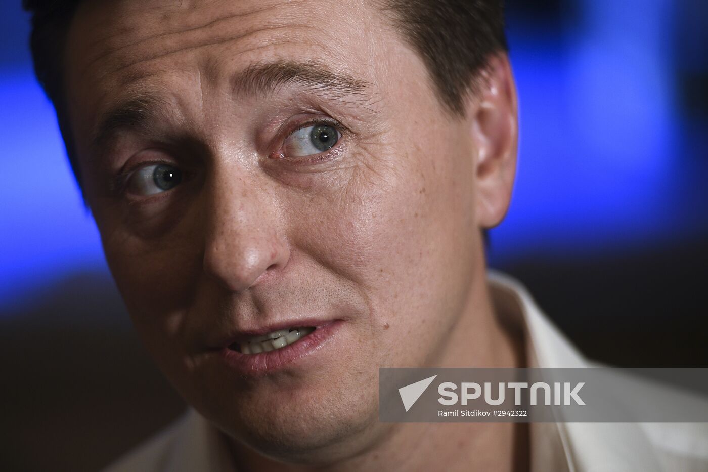 The Moscow Gubernsky (Provincial) Theatre	troop reunion before the start of a new season