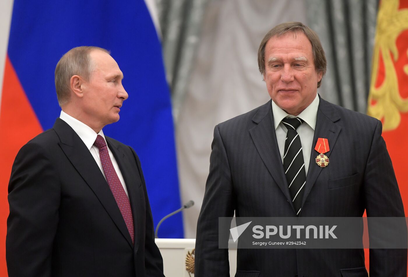 Ceremony of giving state decorations in Kremlin