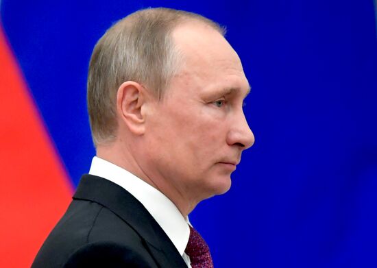 Ceremony of giving state decorations in Kremlin