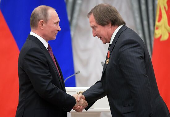 Ceremony of giving state decorations in Kremlin