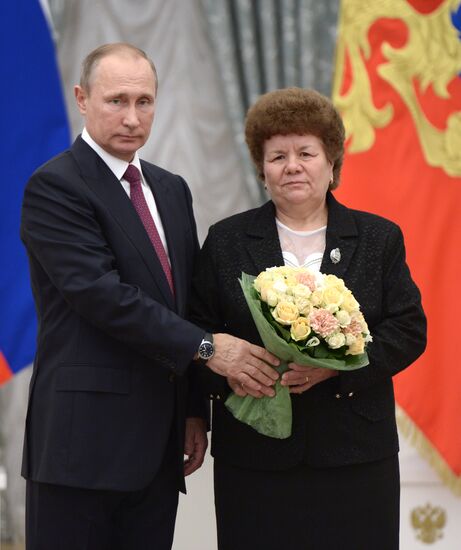 Ceremony of giving state decorations in Kremlin