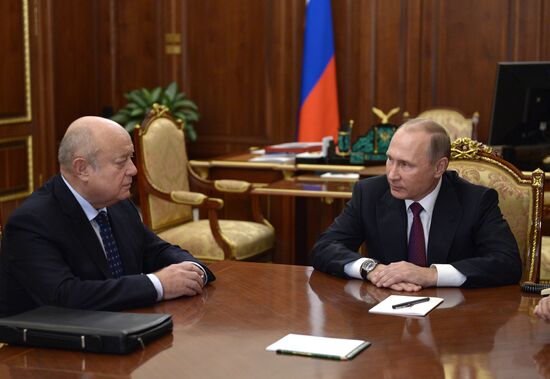 President Putin meets with Naryshkin, Fradkov