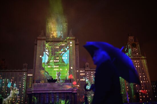 Rehearsal of multimedia show at 2016 Circle of Light Festival