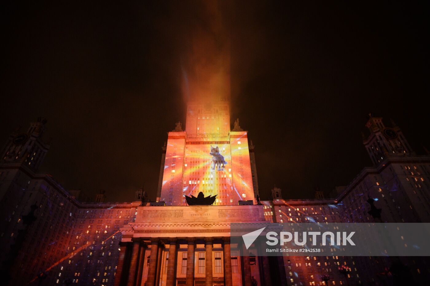 Rehearsal of multimedia show at 2016 Circle of Light Festival