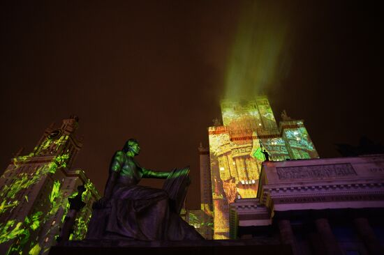 Rehearsal of multimedia show at 2016 Circle of Light Festival