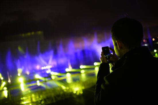 Rehearsal of multimedia show at 2016 Circle of Light Festival