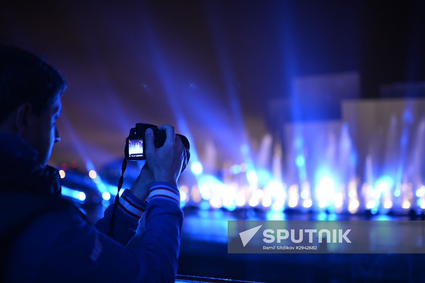 Rehearsal of multimedia show at 2016 Circle of Light Festival