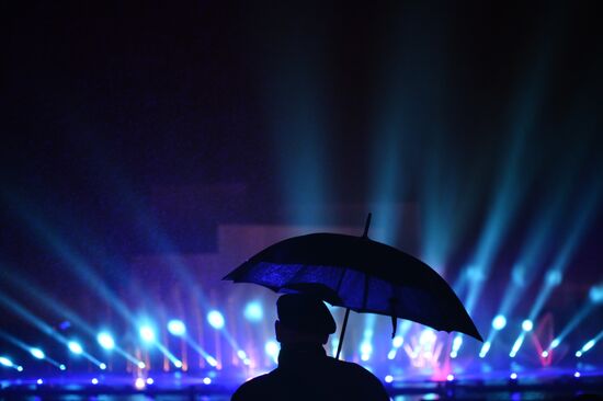 Rehearsal of multimedia show at 2016 Circle of Light Festival