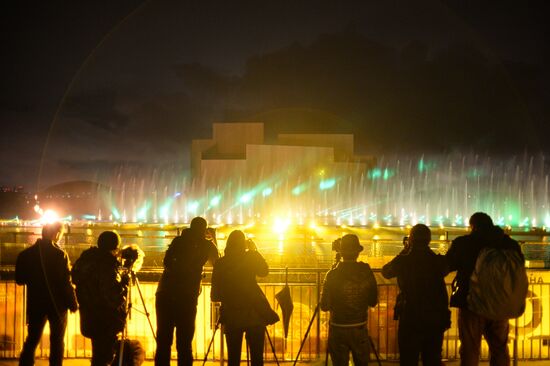 Rehearsal of multimedia show at 2016 Circle of Light Festival