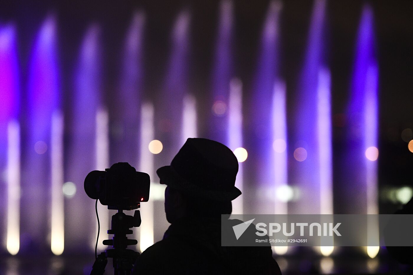 Rehearsal of multimedia show at 2016 Circle of Light Festival