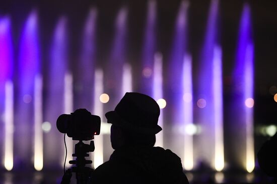 Rehearsal of multimedia show at 2016 Circle of Light Festival