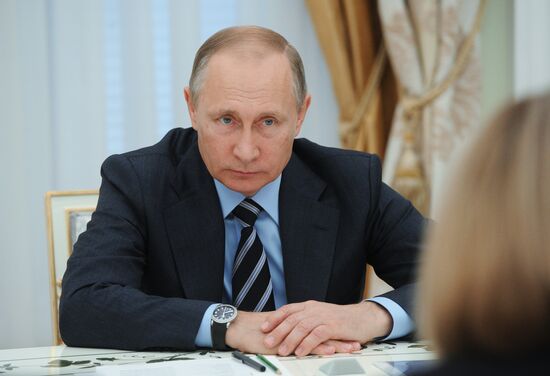 President Putin holds several meetings in the wake of the September 18 elections