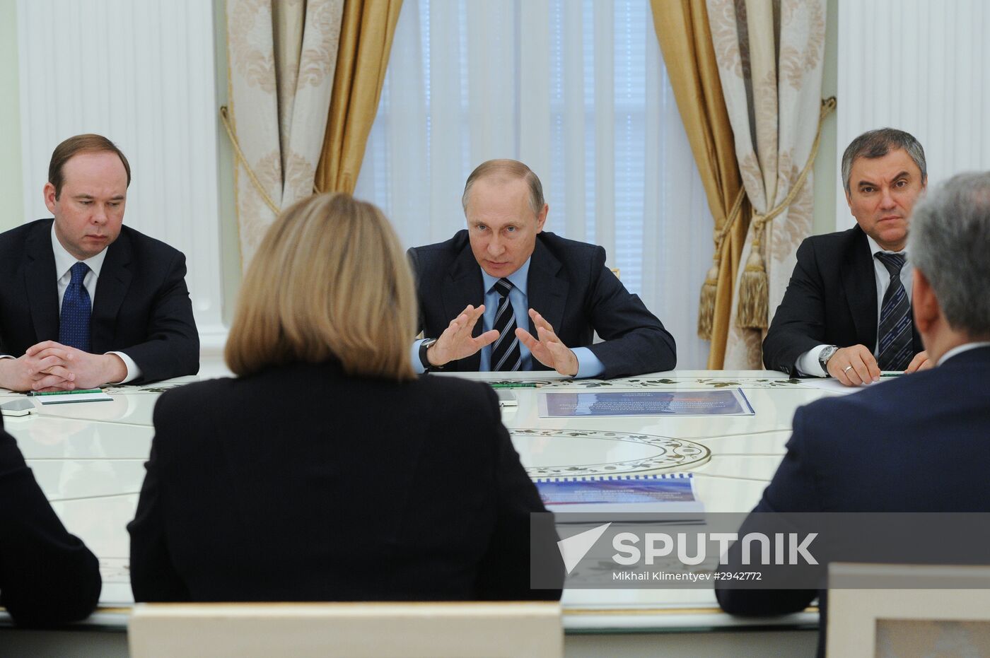 President Putin holds several meetings in the wake of the September 18 elections