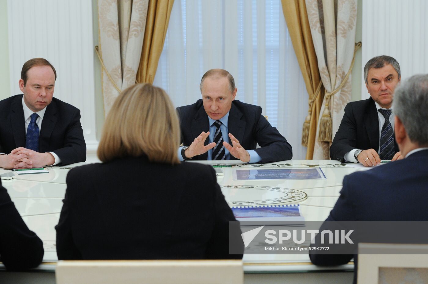 President Putin holds several meetings in the wake of the September 18 elections