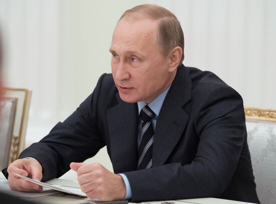 President Putin holds several meetings in the wake of the September 18 elections